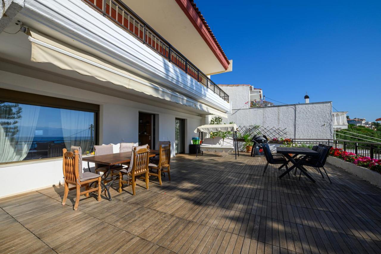 Вилла 5 Meters From The Beach Храни Экстерьер фото